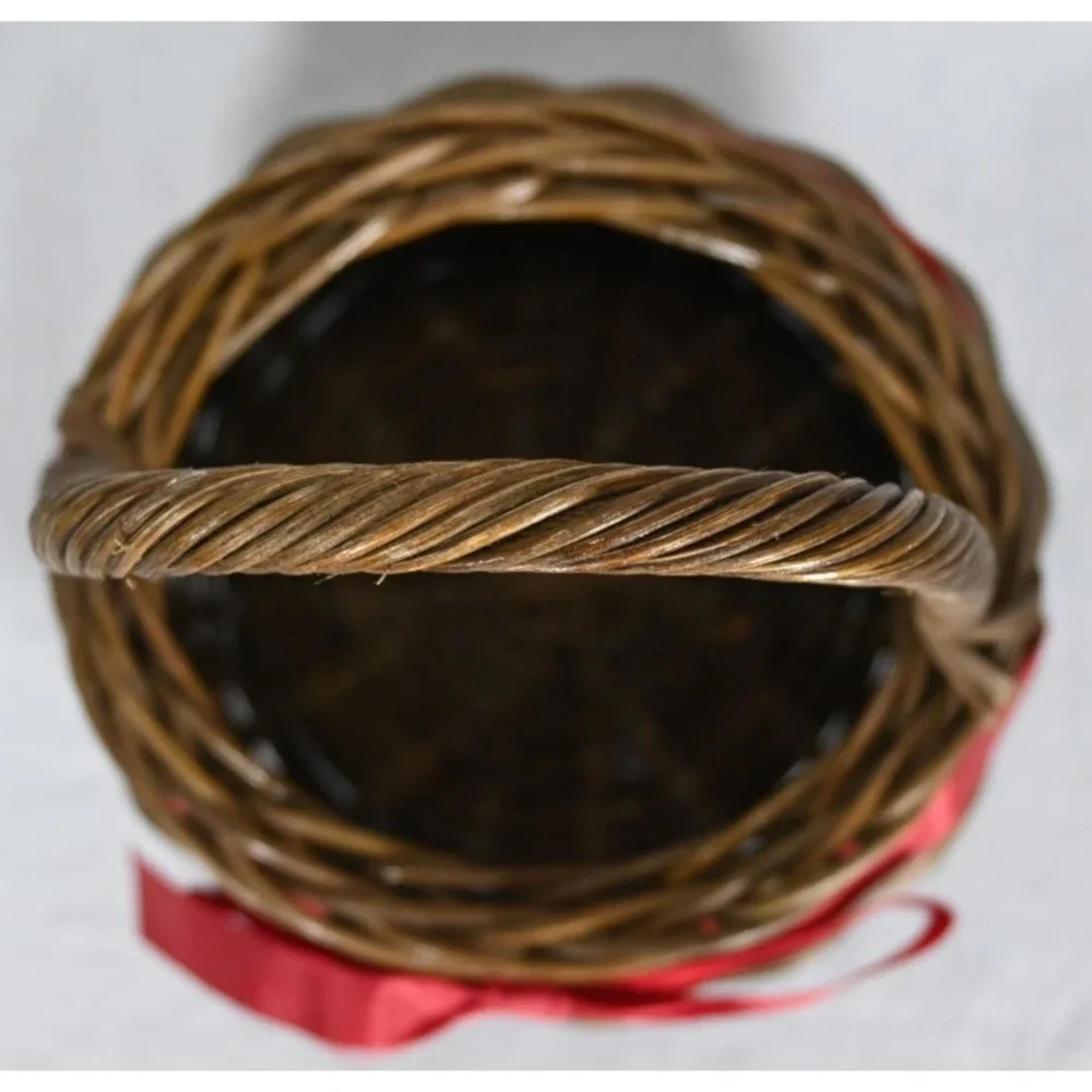 Vintage Lillian Vernon Wicker Rattan Basket Red Ribbon Round Woven 10-3/4